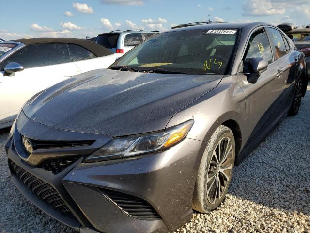 Photo 1 VIN: 4T1B11HK5JU092066 - TOYOTA CAMRY 