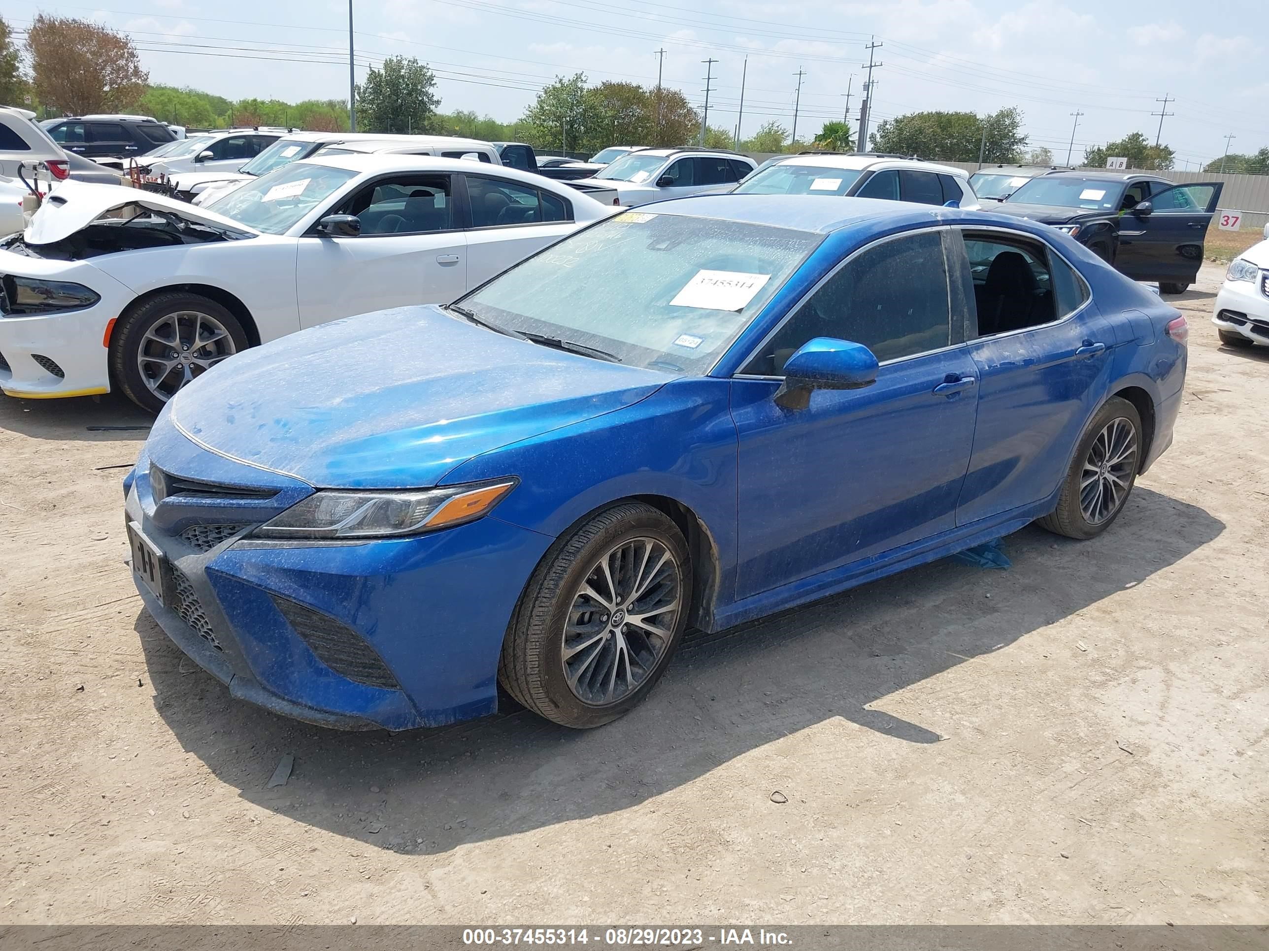 Photo 1 VIN: 4T1B11HK5JU100232 - TOYOTA CAMRY 