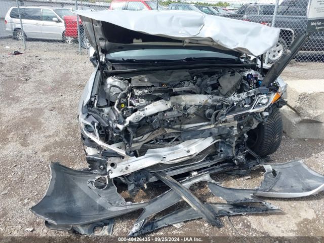 Photo 5 VIN: 4T1B11HK5JU103048 - TOYOTA CAMRY 