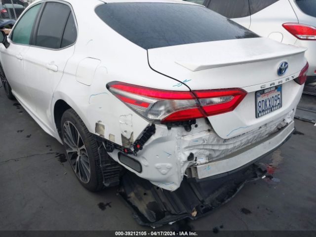 Photo 5 VIN: 4T1B11HK5JU113109 - TOYOTA CAMRY 