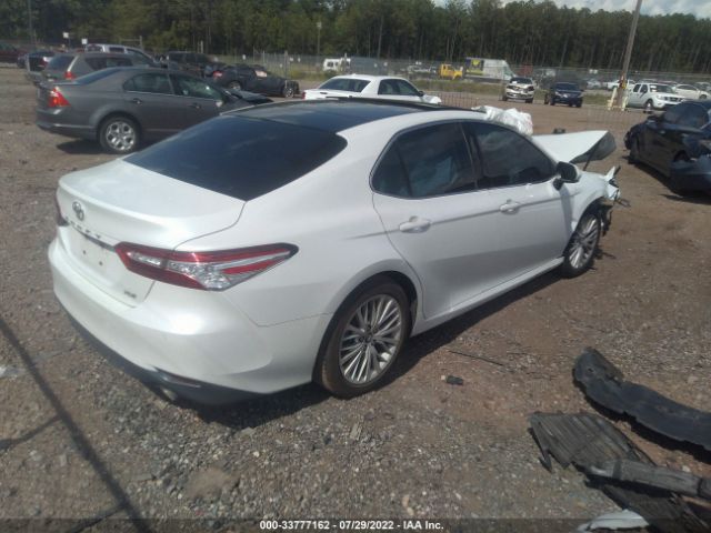 Photo 3 VIN: 4T1B11HK5JU120917 - TOYOTA CAMRY 