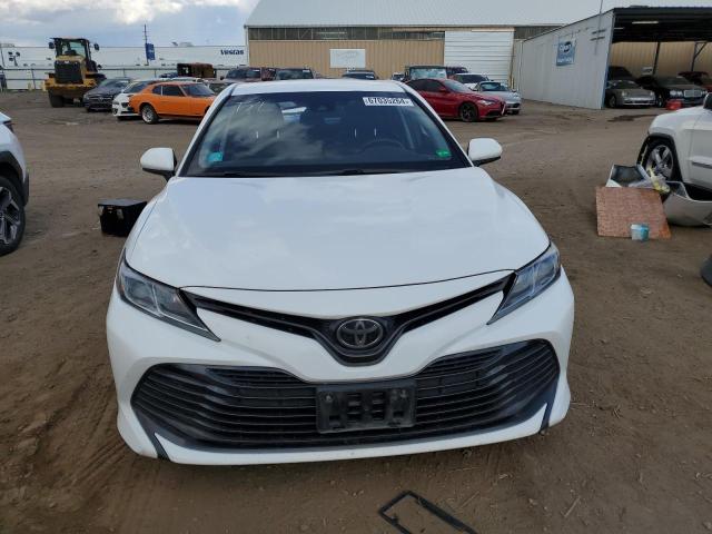 Photo 4 VIN: 4T1B11HK5JU121887 - TOYOTA CAMRY L 