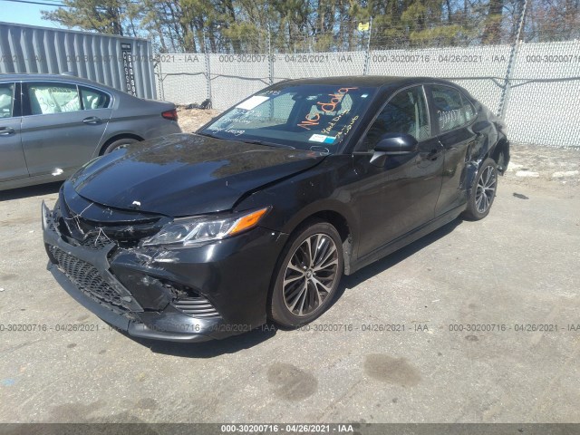 Photo 1 VIN: 4T1B11HK5JU126555 - TOYOTA CAMRY 