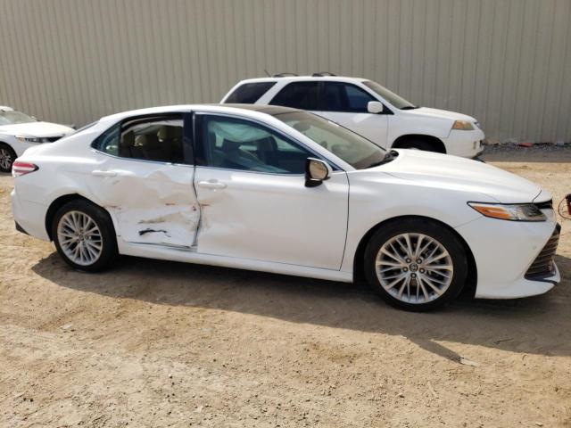 Photo 3 VIN: 4T1B11HK5JU134767 - TOYOTA CAMRY L 