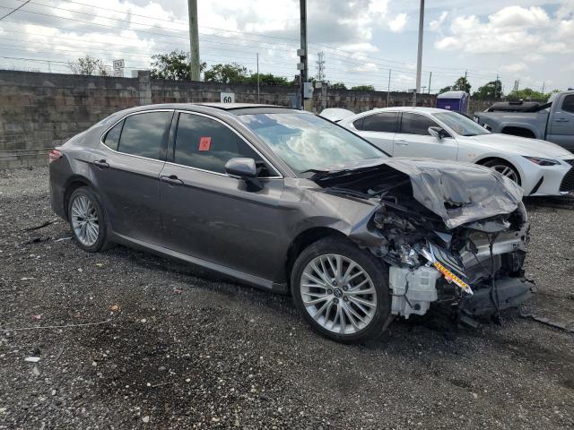 Photo 3 VIN: 4T1B11HK5JU142917 - TOYOTA CAMRY L 