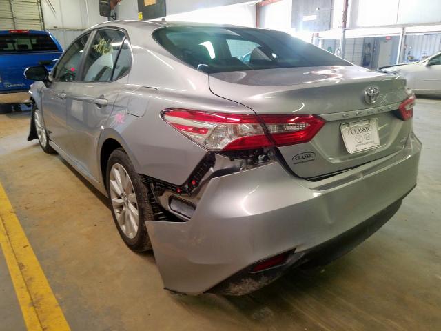 Photo 2 VIN: 4T1B11HK5JU145980 - TOYOTA CAMRY L 