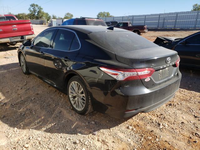 Photo 2 VIN: 4T1B11HK5JU151228 - TOYOTA CAMRY L 