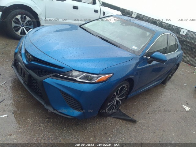 Photo 1 VIN: 4T1B11HK5JU155246 - TOYOTA CAMRY 