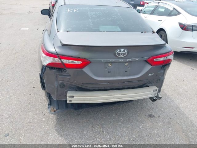 Photo 5 VIN: 4T1B11HK5JU155814 - TOYOTA CAMRY 