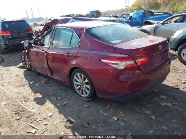 Photo 2 VIN: 4T1B11HK5JU513638 - TOYOTA CAMRY 