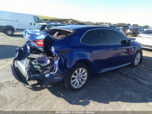 Photo 3 VIN: 4T1B11HK5JU514935 - TOYOTA CAMRY 