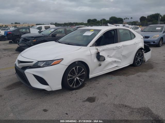 Photo 1 VIN: 4T1B11HK5JU517446 - TOYOTA CAMRY 