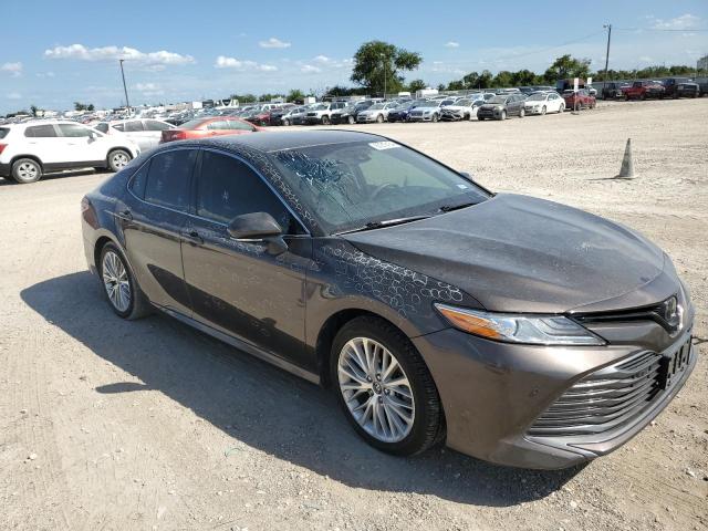 Photo 3 VIN: 4T1B11HK5JU526809 - TOYOTA CAMRY L 