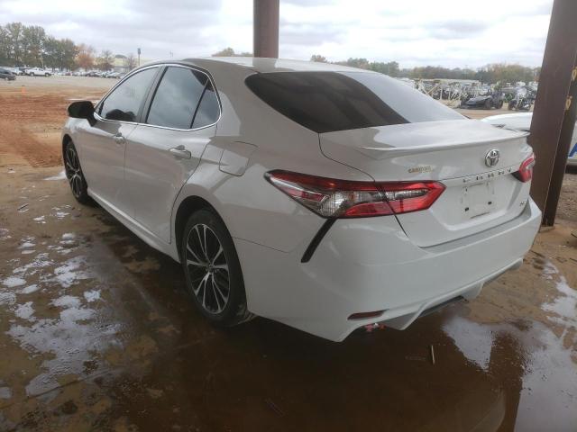 Photo 2 VIN: 4T1B11HK5JU532397 - TOYOTA CAMRY L 