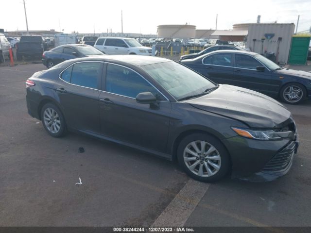 Photo 0 VIN: 4T1B11HK5JU538667 - TOYOTA CAMRY 