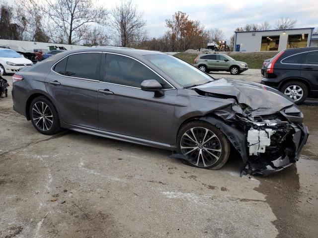 Photo 3 VIN: 4T1B11HK5JU543450 - TOYOTA CAMRY L 