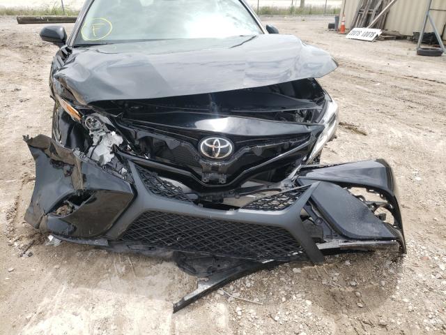 Photo 8 VIN: 4T1B11HK5JU561365 - TOYOTA CAMRY L 