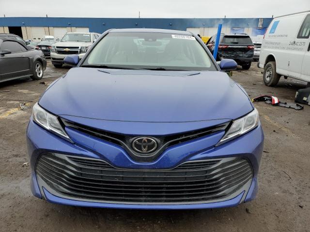 Photo 4 VIN: 4T1B11HK5JU561589 - TOYOTA CAMRY 