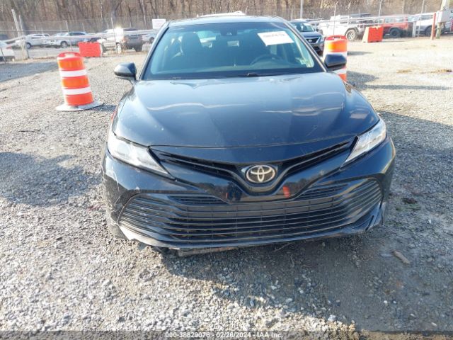 Photo 5 VIN: 4T1B11HK5JU566940 - TOYOTA CAMRY 