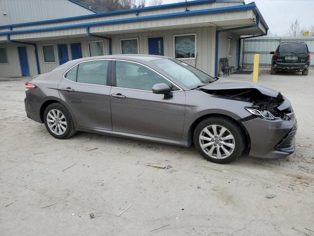 Photo 3 VIN: 4T1B11HK5JU569059 - TOYOTA CAMRY L 