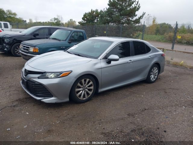 Photo 1 VIN: 4T1B11HK5JU573032 - TOYOTA CAMRY 