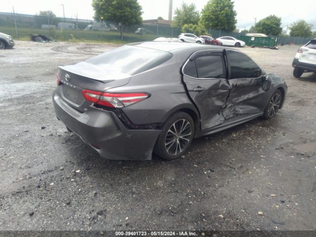 Photo 3 VIN: 4T1B11HK5JU573399 - TOYOTA CAMRY 