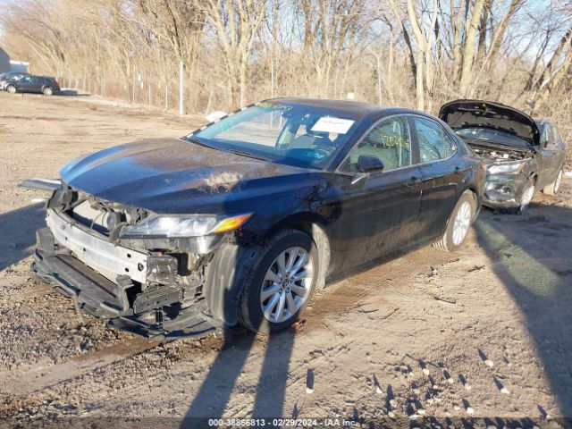 Photo 1 VIN: 4T1B11HK5JU579445 - TOYOTA CAMRY 