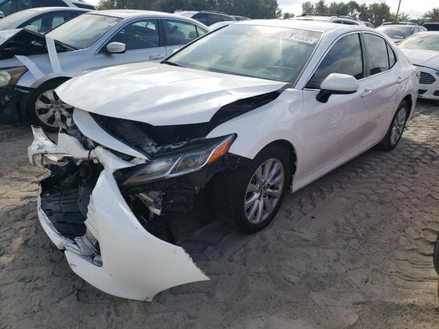 Photo 1 VIN: 4T1B11HK5JU580241 - TOYOTA CAMRY L 