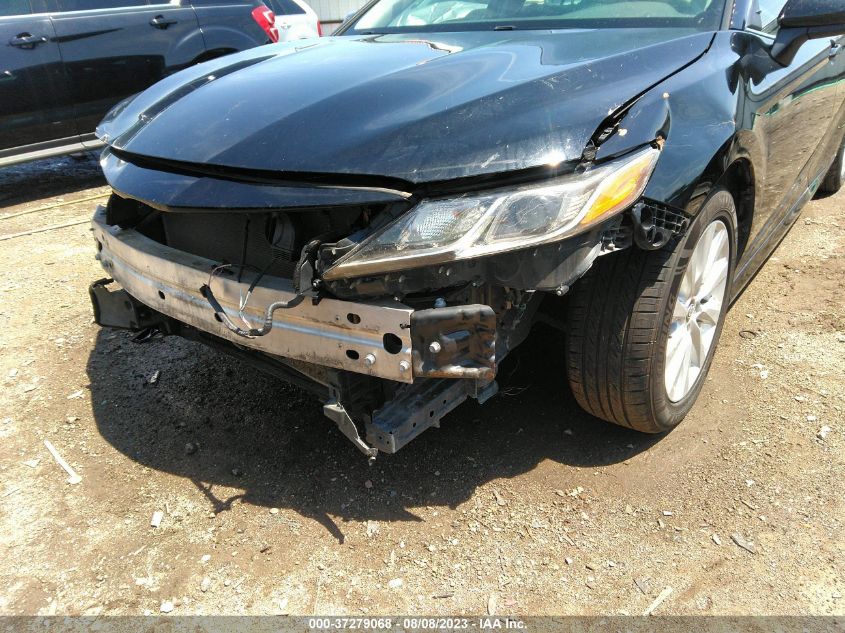 Photo 5 VIN: 4T1B11HK5JU583706 - TOYOTA CAMRY 