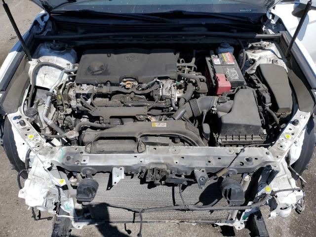 Photo 10 VIN: 4T1B11HK5JU585634 - TOYOTA CAMRY L 