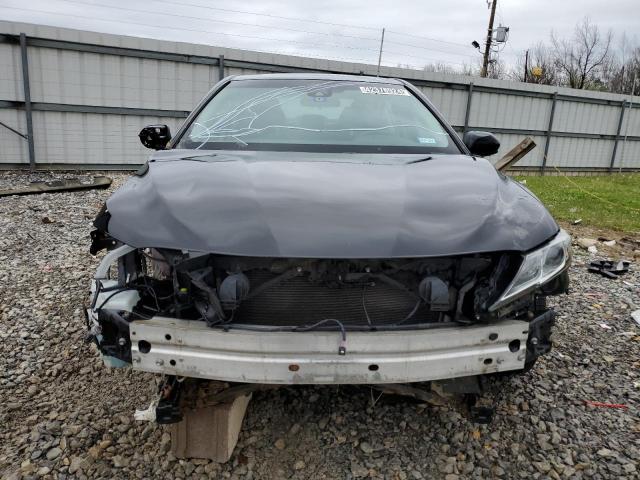 Photo 4 VIN: 4T1B11HK5JU589019 - TOYOTA CAMRY 