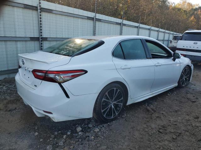 Photo 2 VIN: 4T1B11HK5JU596052 - TOYOTA CAMRY L 