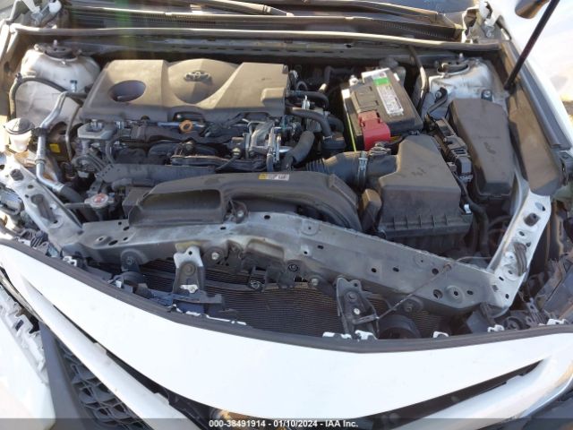 Photo 9 VIN: 4T1B11HK5JU601881 - TOYOTA CAMRY 