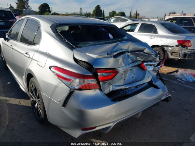 Photo 5 VIN: 4T1B11HK5JU602965 - TOYOTA CAMRY 