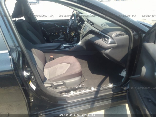 Photo 4 VIN: 4T1B11HK5JU603551 - TOYOTA CAMRY 