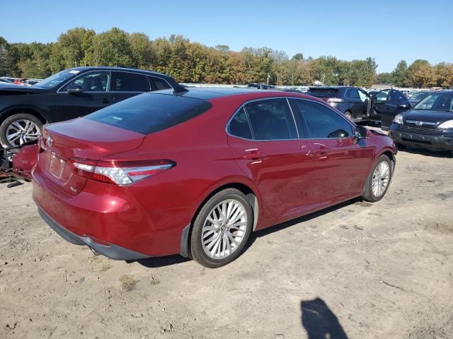 Photo 2 VIN: 4T1B11HK5JU604585 - TOYOTA CAMRY 