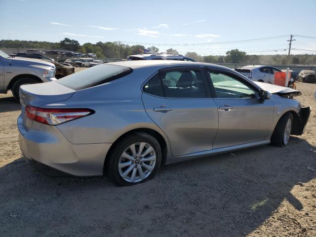 Photo 2 VIN: 4T1B11HK5JU607129 - TOYOTA CAMRY 