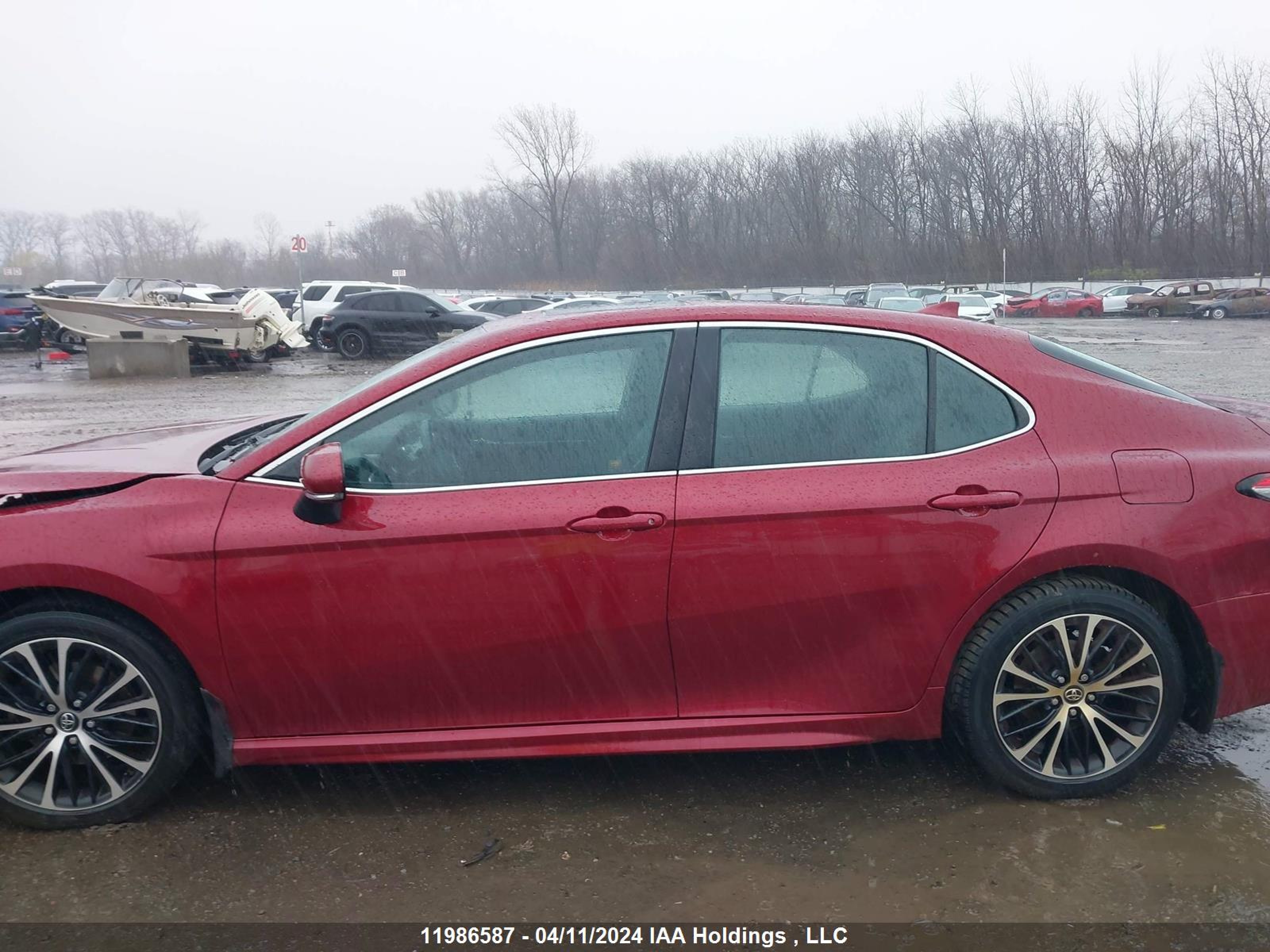 Photo 14 VIN: 4T1B11HK5JU610791 - TOYOTA CAMRY 