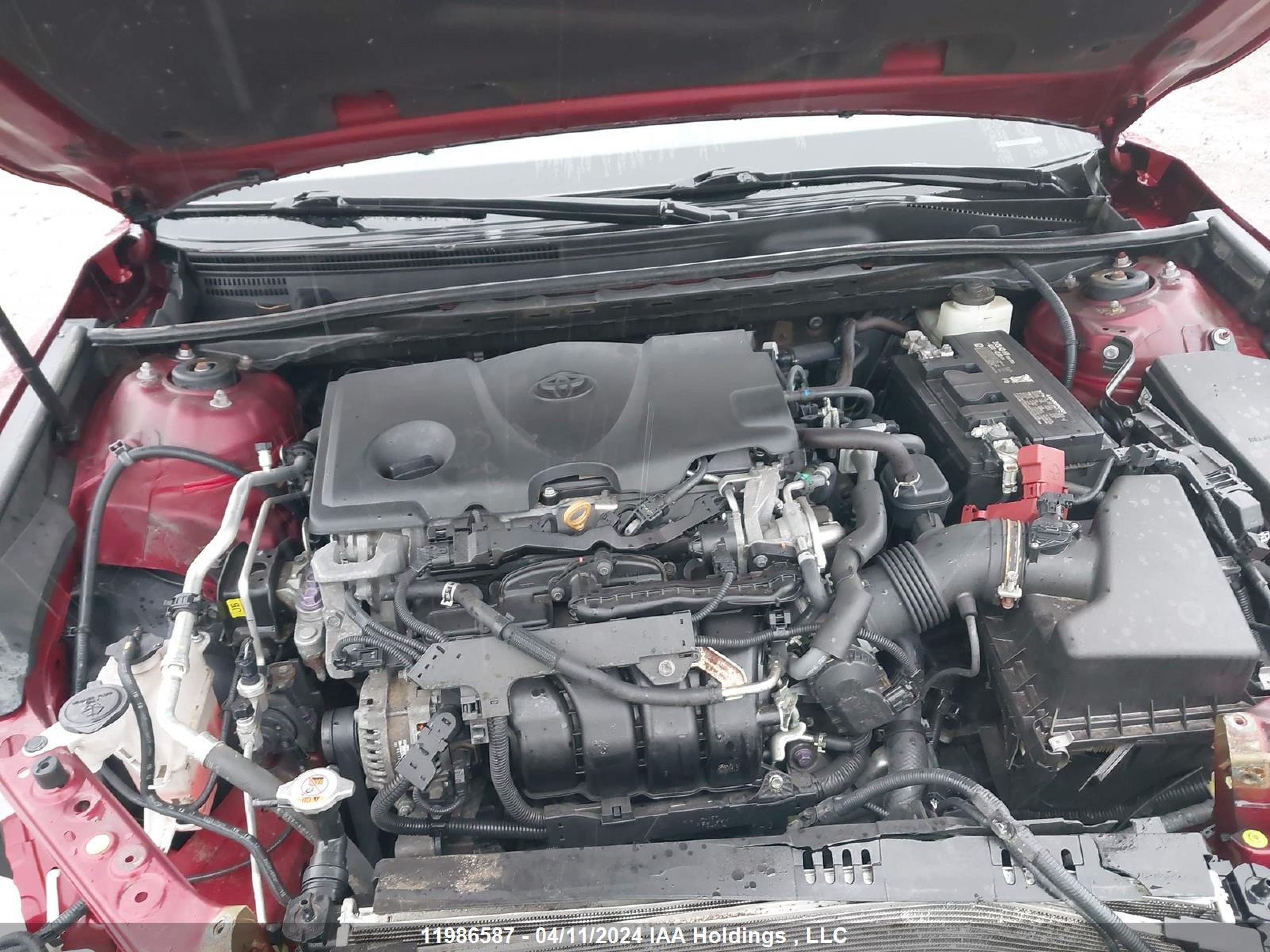 Photo 9 VIN: 4T1B11HK5JU610791 - TOYOTA CAMRY 