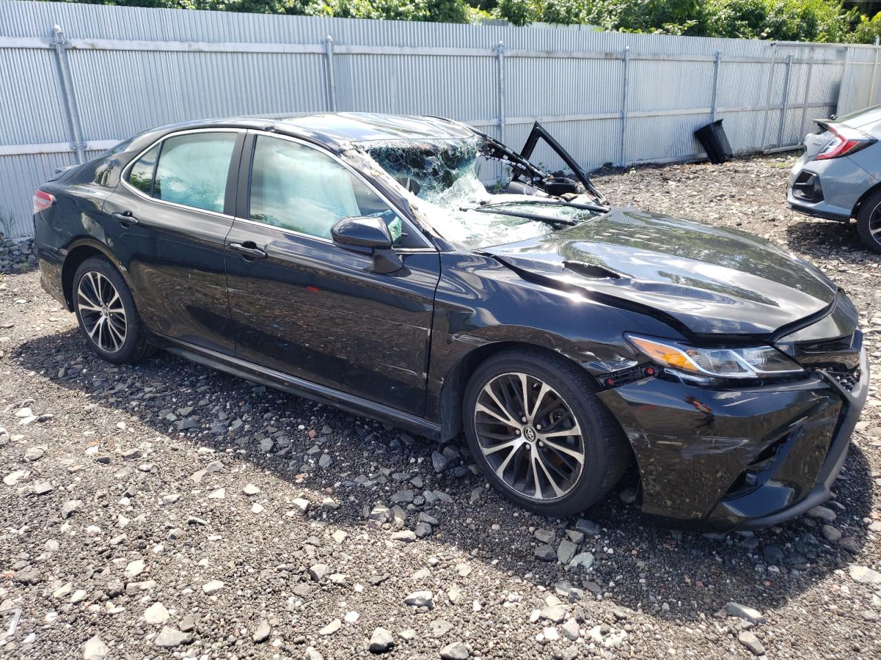 Photo 3 VIN: 4T1B11HK5JU614100 - TOYOTA CAMRY 