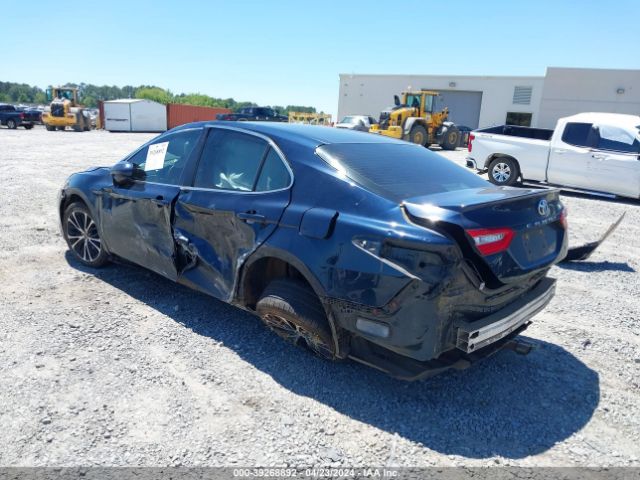 Photo 2 VIN: 4T1B11HK5JU621466 - TOYOTA CAMRY 