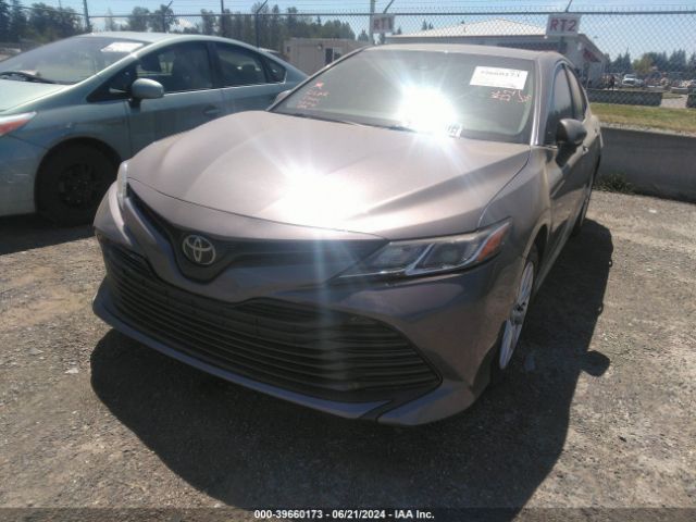 Photo 1 VIN: 4T1B11HK5JU626683 - TOYOTA CAMRY 