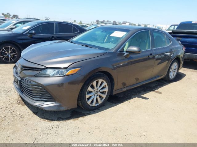 Photo 1 VIN: 4T1B11HK5JU630202 - TOYOTA CAMRY 