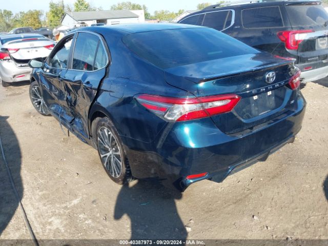 Photo 2 VIN: 4T1B11HK5JU640910 - TOYOTA CAMRY 