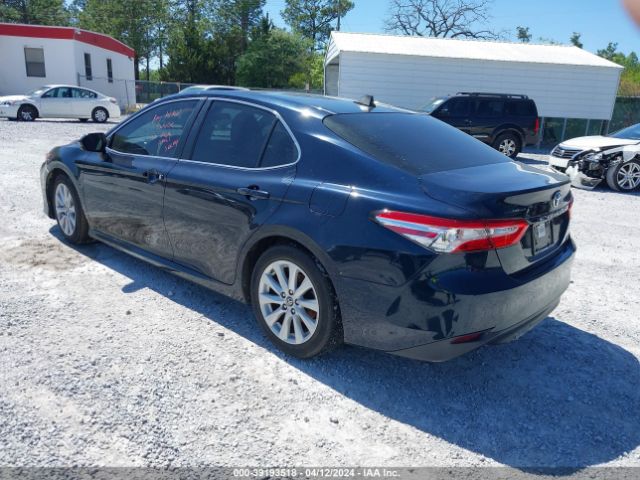 Photo 2 VIN: 4T1B11HK5JU644908 - TOYOTA CAMRY 