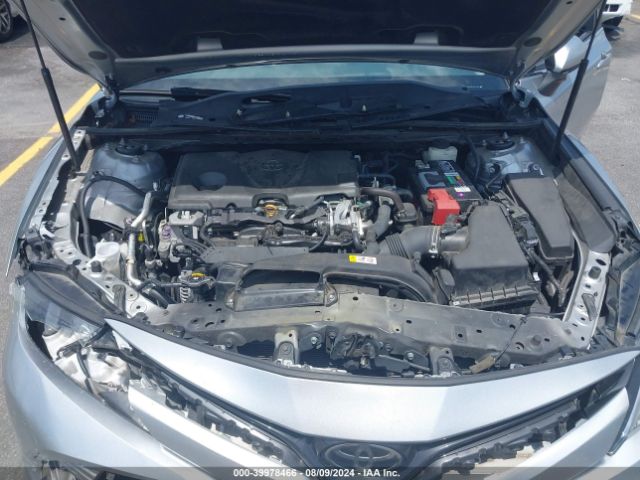 Photo 9 VIN: 4T1B11HK5JU645606 - TOYOTA CAMRY 