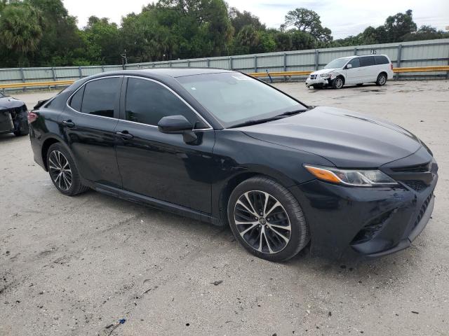 Photo 3 VIN: 4T1B11HK5JU652829 - TOYOTA CAMRY L 