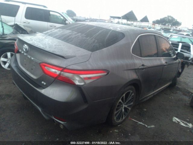 Photo 3 VIN: 4T1B11HK5JU655696 - TOYOTA CAMRY 