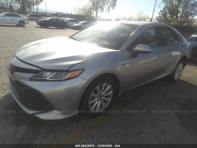 Photo 1 VIN: 4T1B11HK5JU670456 - TOYOTA CAMRY 