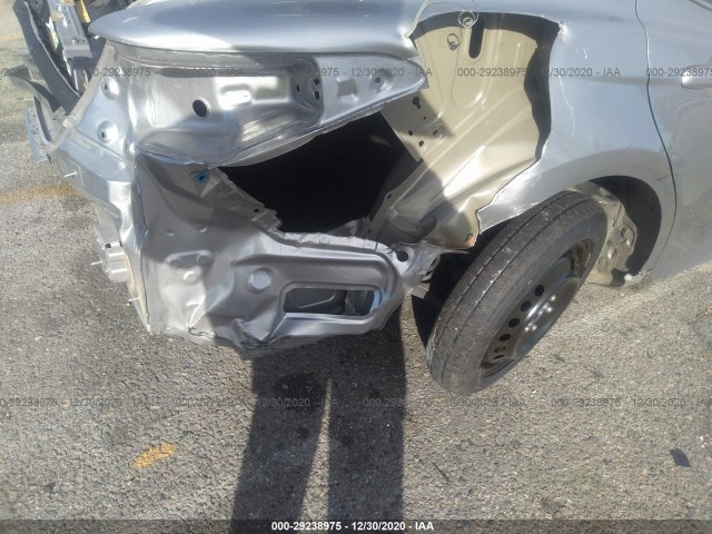 Photo 5 VIN: 4T1B11HK5JU670456 - TOYOTA CAMRY 